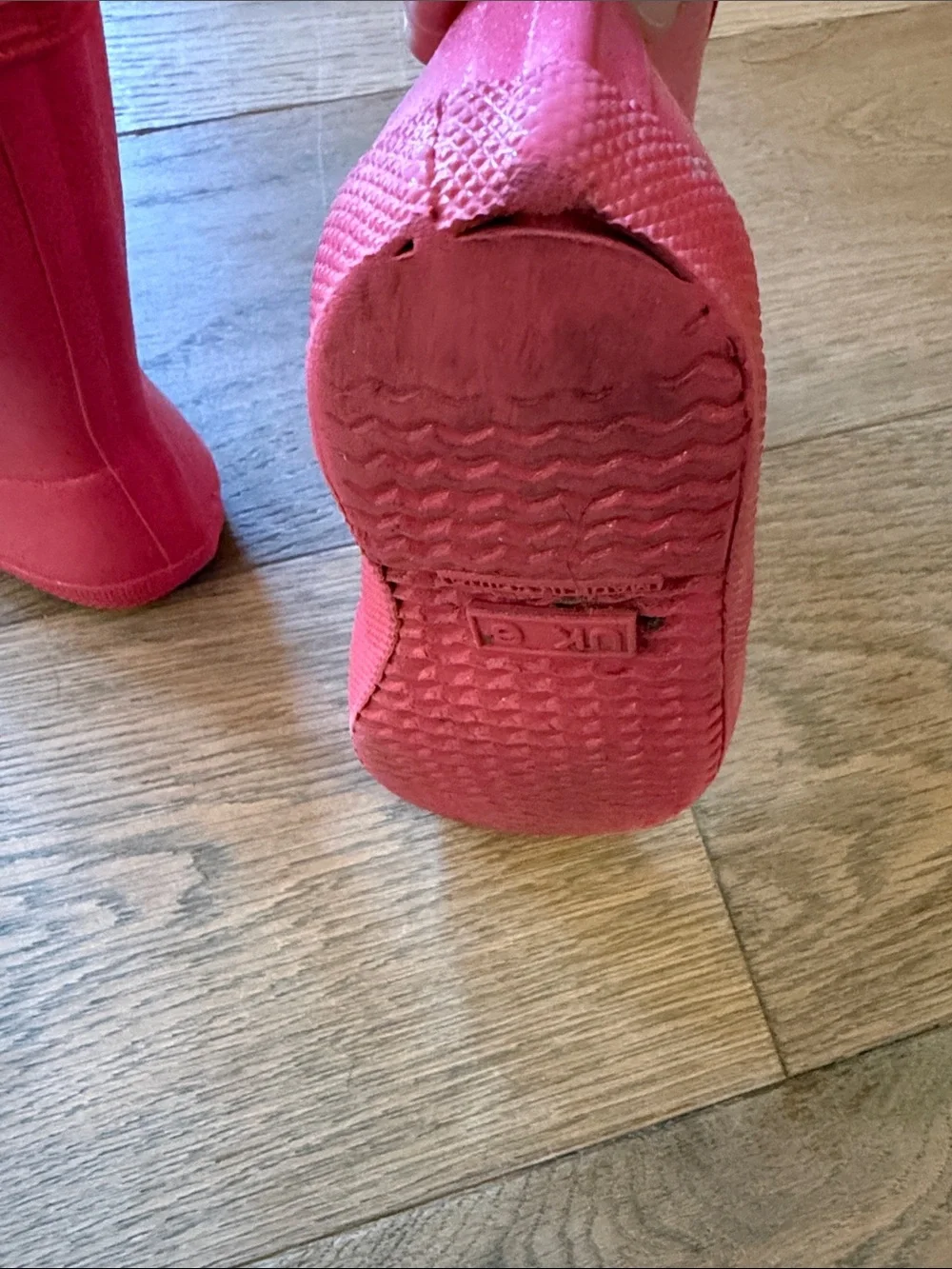 Hunter Pink Glitter Boots - 8